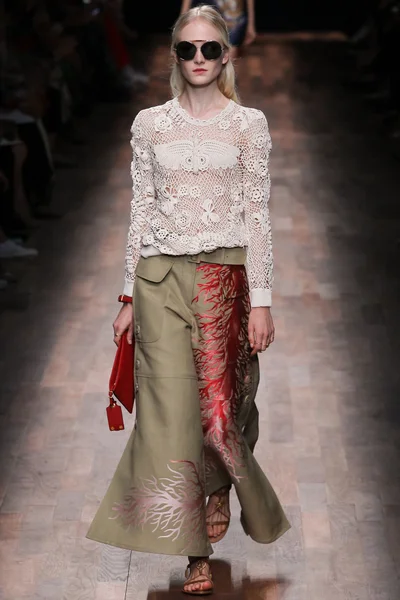 Look 47
